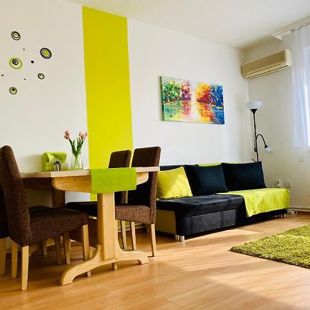 Kálvária Apartman Szeged Esterno foto