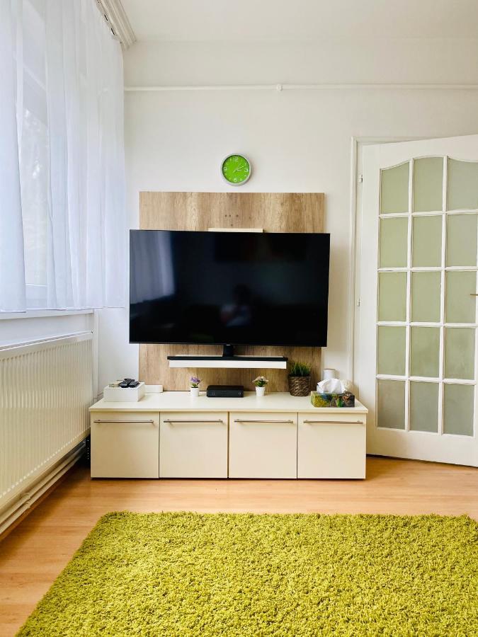 Kálvária Apartman Szeged Esterno foto