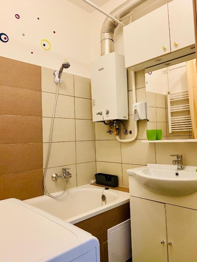 Kálvária Apartman Szeged Esterno foto