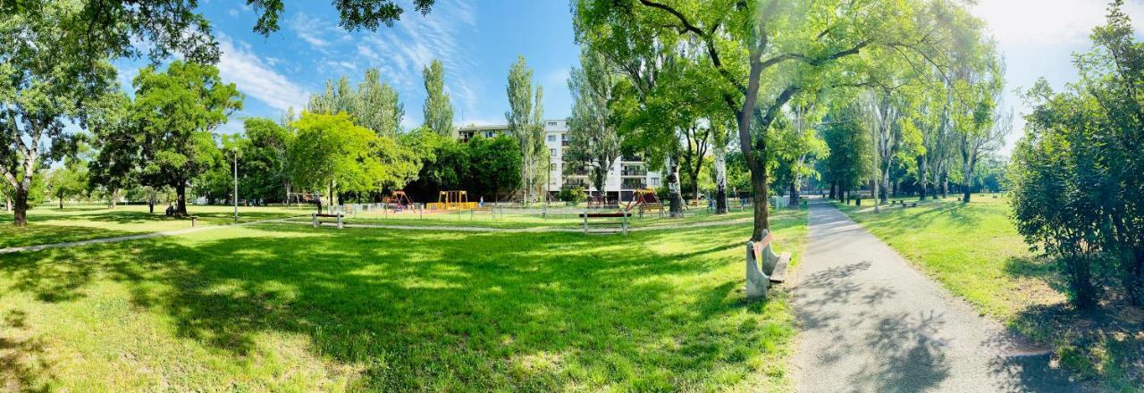 Kálvária Apartman Szeged Esterno foto