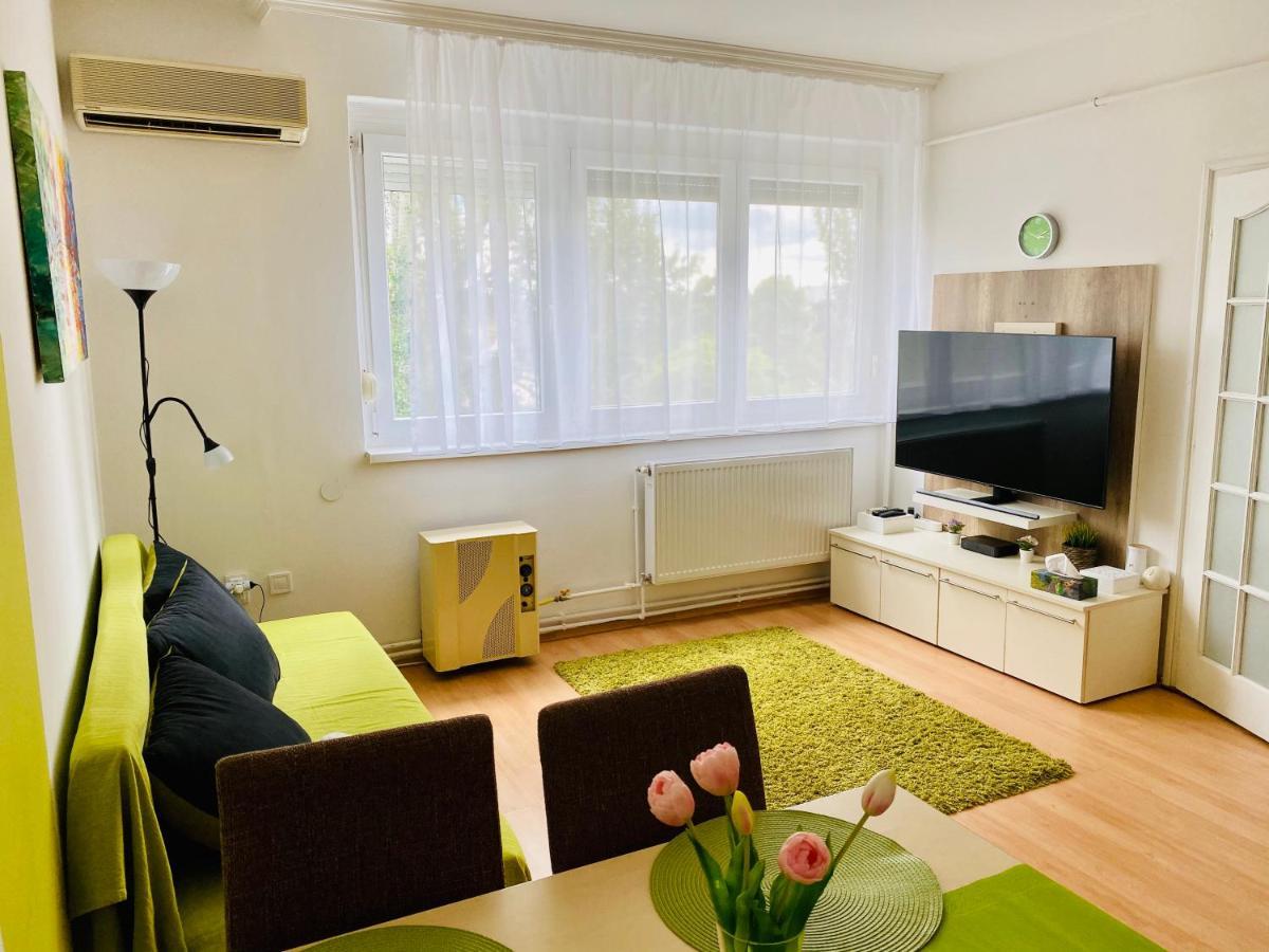 Kálvária Apartman Szeged Esterno foto